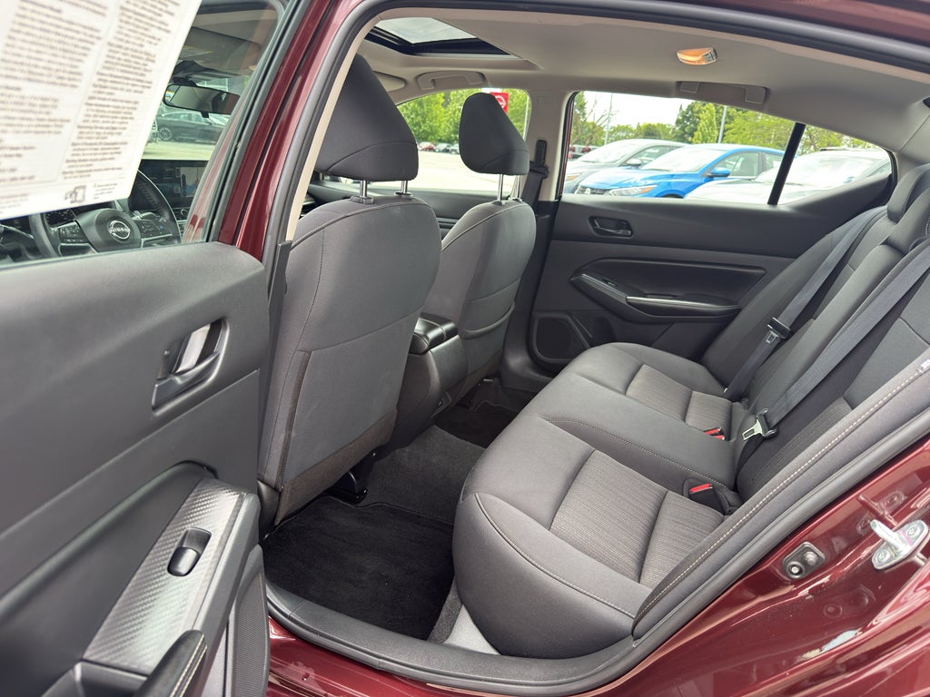 2024 Nissan Altima 2.5 SV Sedan