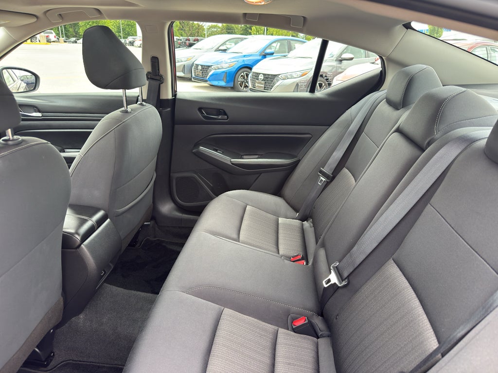 2024 Nissan Altima 2.5 SV Sedan