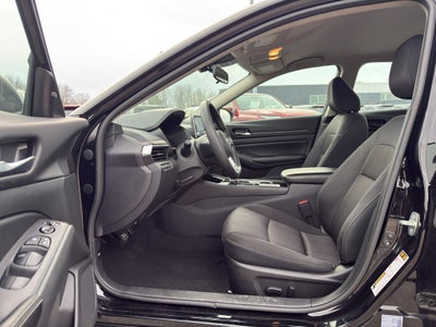 2024 Nissan Altima 2.5 SV Sedan