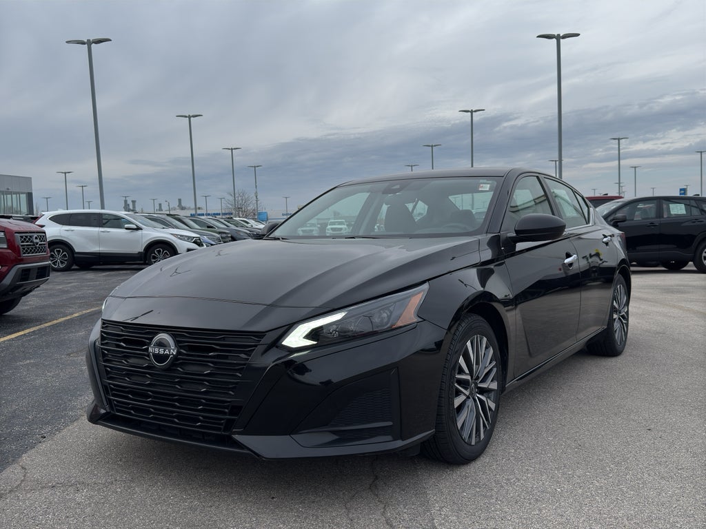 2024 Nissan Altima 2.5 SV Sedan