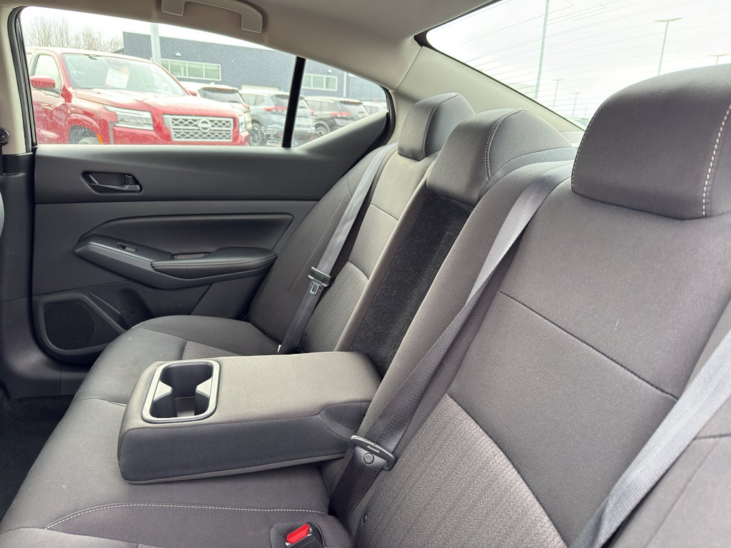 2024 Nissan Altima 2.5 SV Sedan