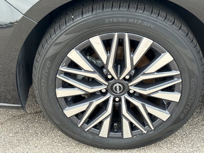 2024 Nissan Altima 2.5 SV Sedan