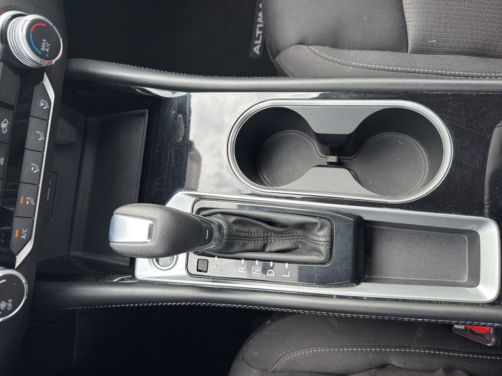 2023 Nissan Altima 2.5 SV Sedan