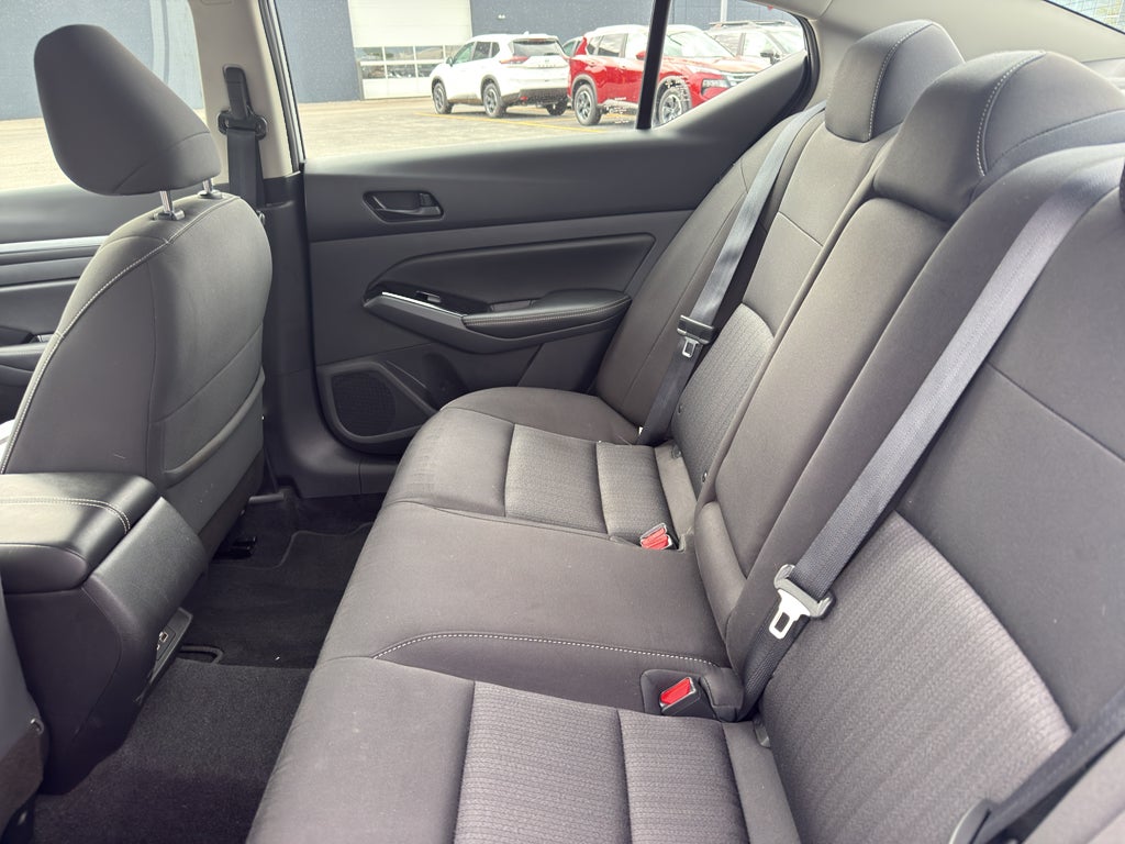 2023 Nissan Altima 2.5 SV Sedan