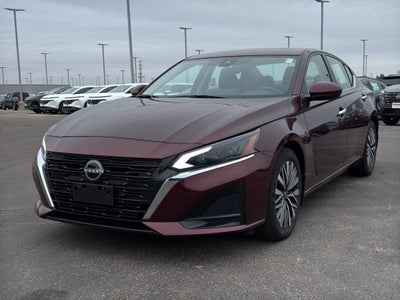 2024 Nissan Altima 2.5 SV Sedan