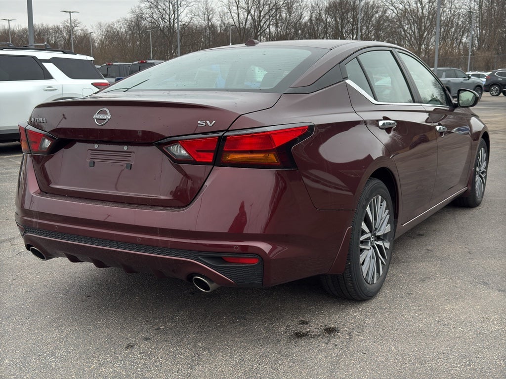 2024 Nissan Altima 2.5 SV Sedan