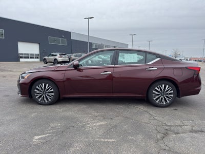 2024 Nissan Altima 2.5 SV Sedan