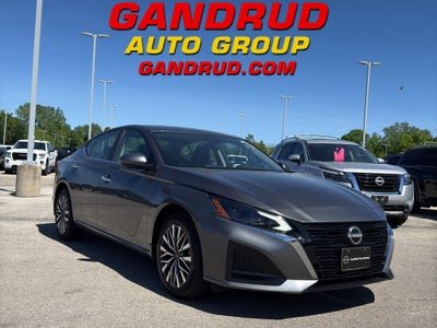 2023 Nissan Altima 2.5 SV AWD Sedan