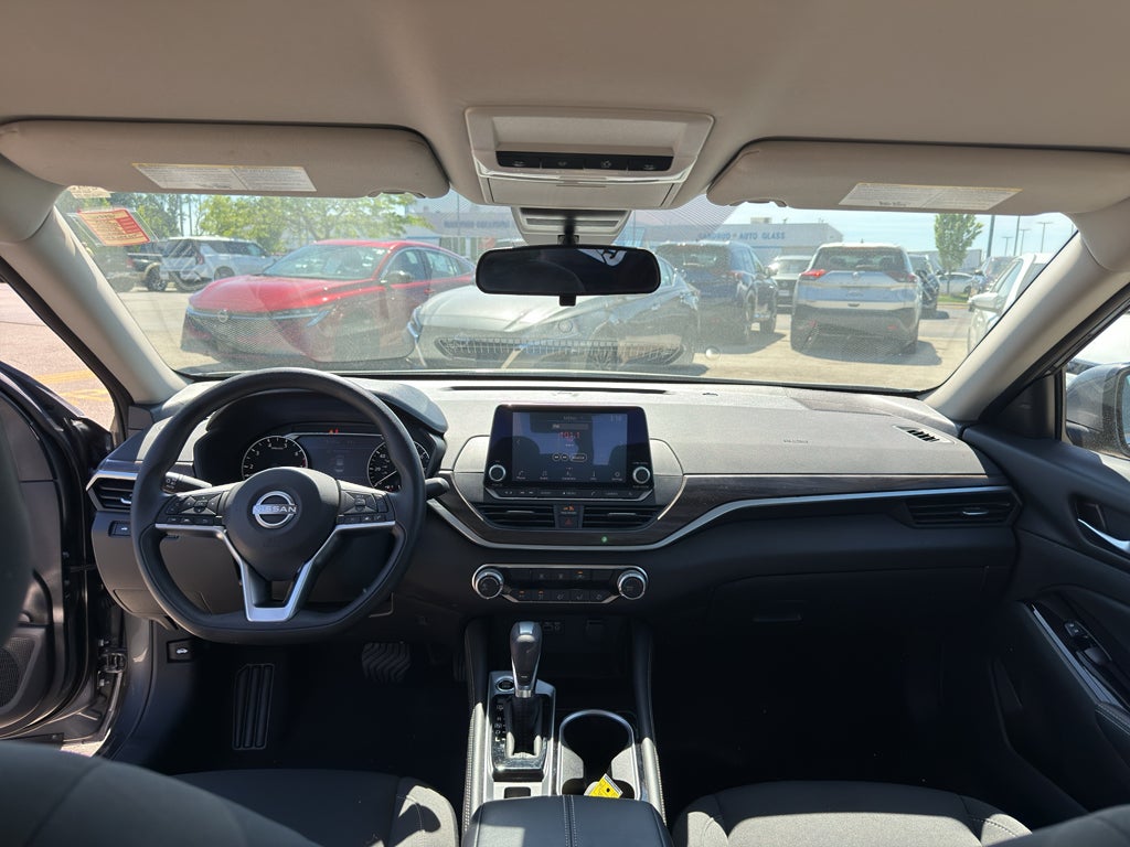 2023 Nissan Altima 2.5 SV AWD Sedan