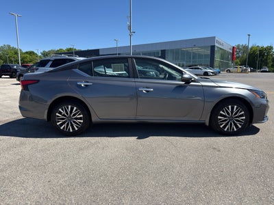2023 Nissan Altima 2.5 SV AWD Sedan
