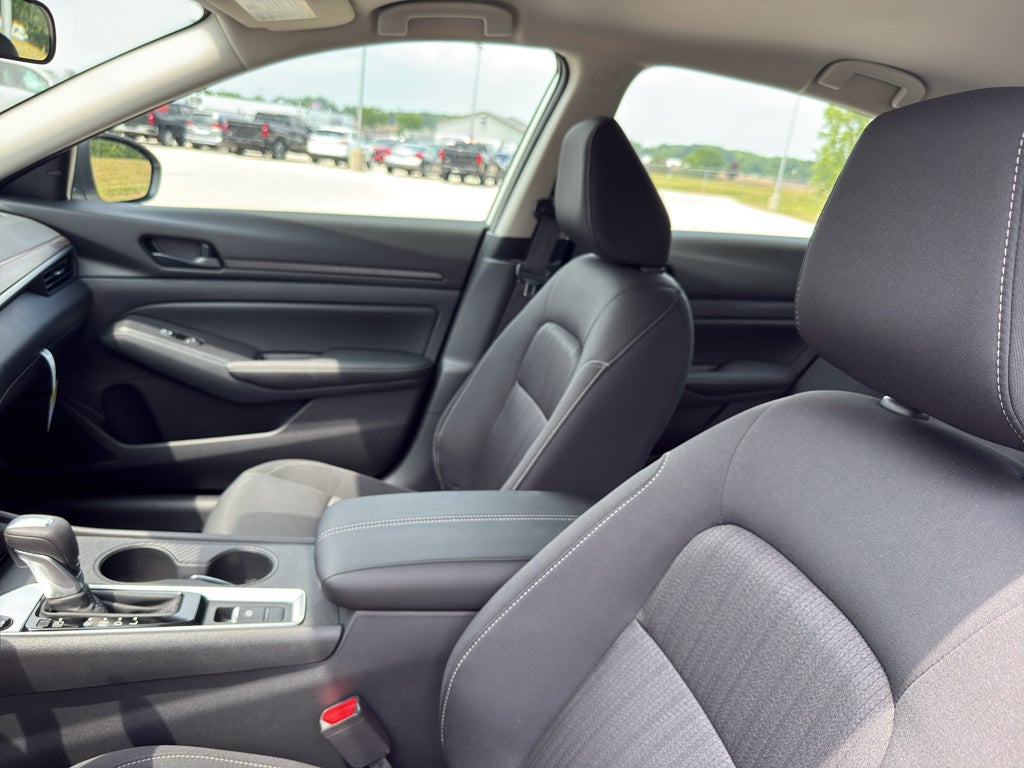 2026 Nissan Altima SV AWD