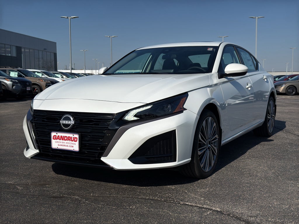 2026 Nissan Altima SV AWD