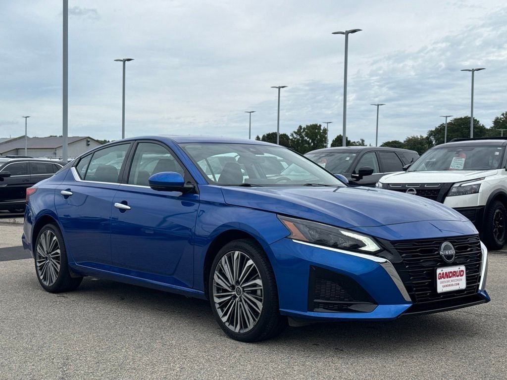 2025 Nissan Altima SL AWD