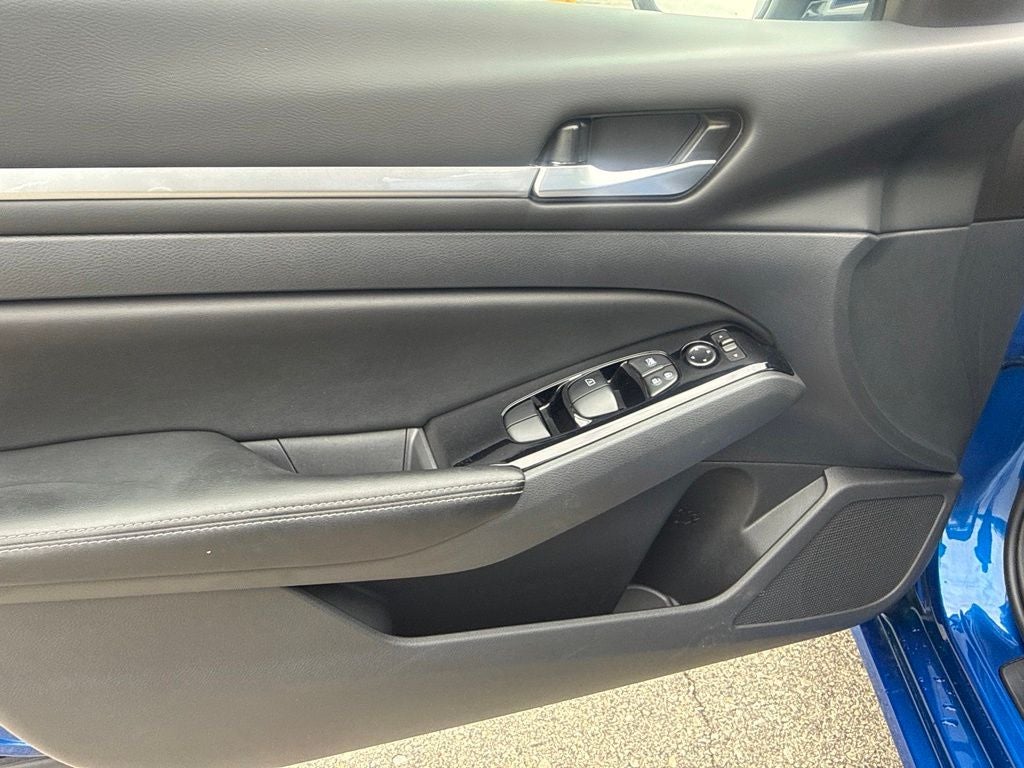2025 Nissan Altima SL AWD