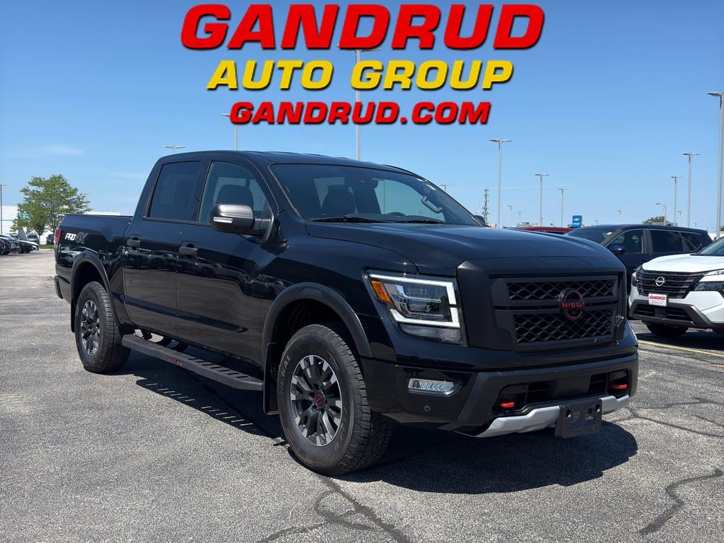2023 Nissan Titan 4x4 Crew Cab PRO-4X