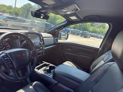 2023 Nissan Titan 4x4 Crew Cab PRO-4X