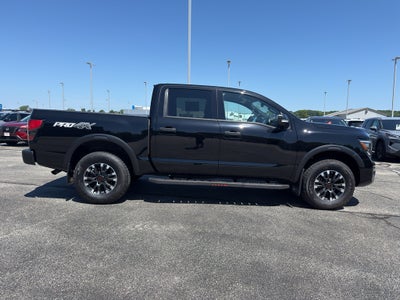 2023 Nissan Titan 4x4 Crew Cab PRO-4X