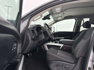 2024 Nissan Titan 4x4 Crew Cab SV