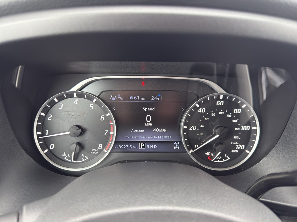 2024 Nissan Titan 4x4 Crew Cab SV