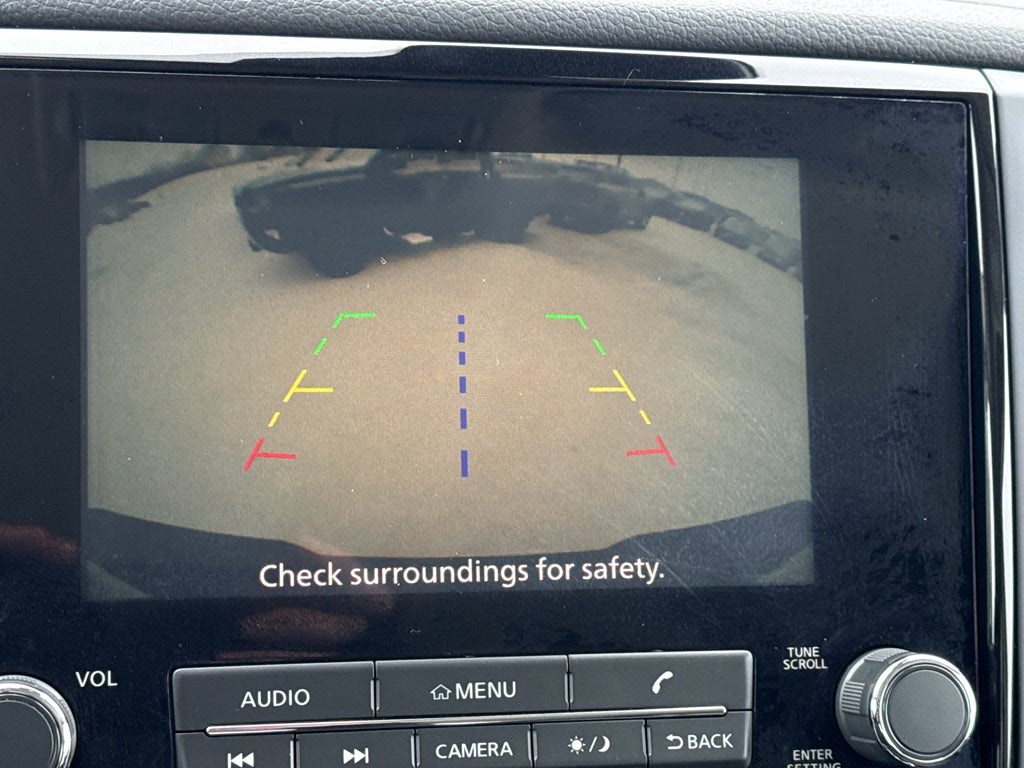 2024 Nissan Titan 4x4 Crew Cab SV