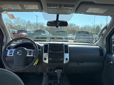 2017 Nissan Frontier 2017.5 Crew Cab 4x4 SV V6 Auto