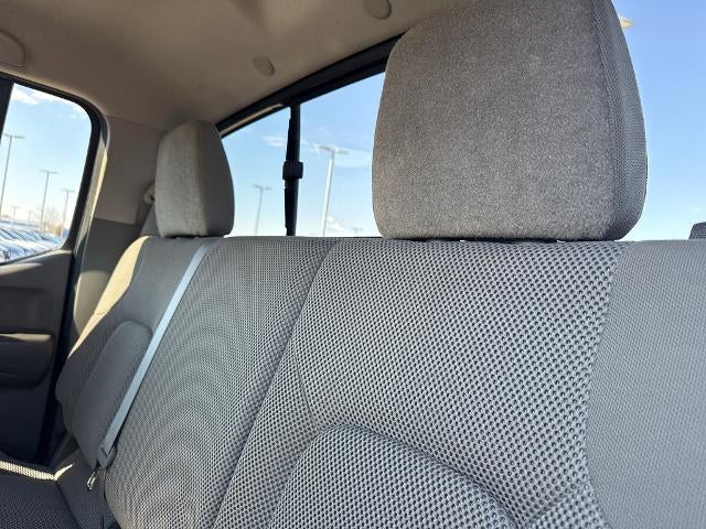 2017 Nissan Frontier 2017.5 Crew Cab 4x4 SV V6 Auto