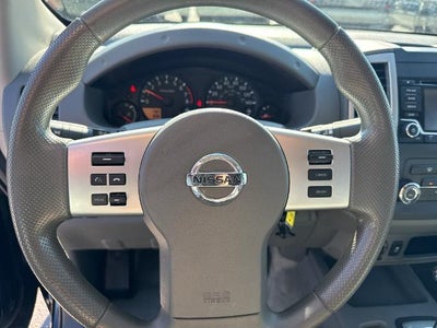 2017 Nissan Frontier 2017.5 Crew Cab 4x4 SV V6 Auto