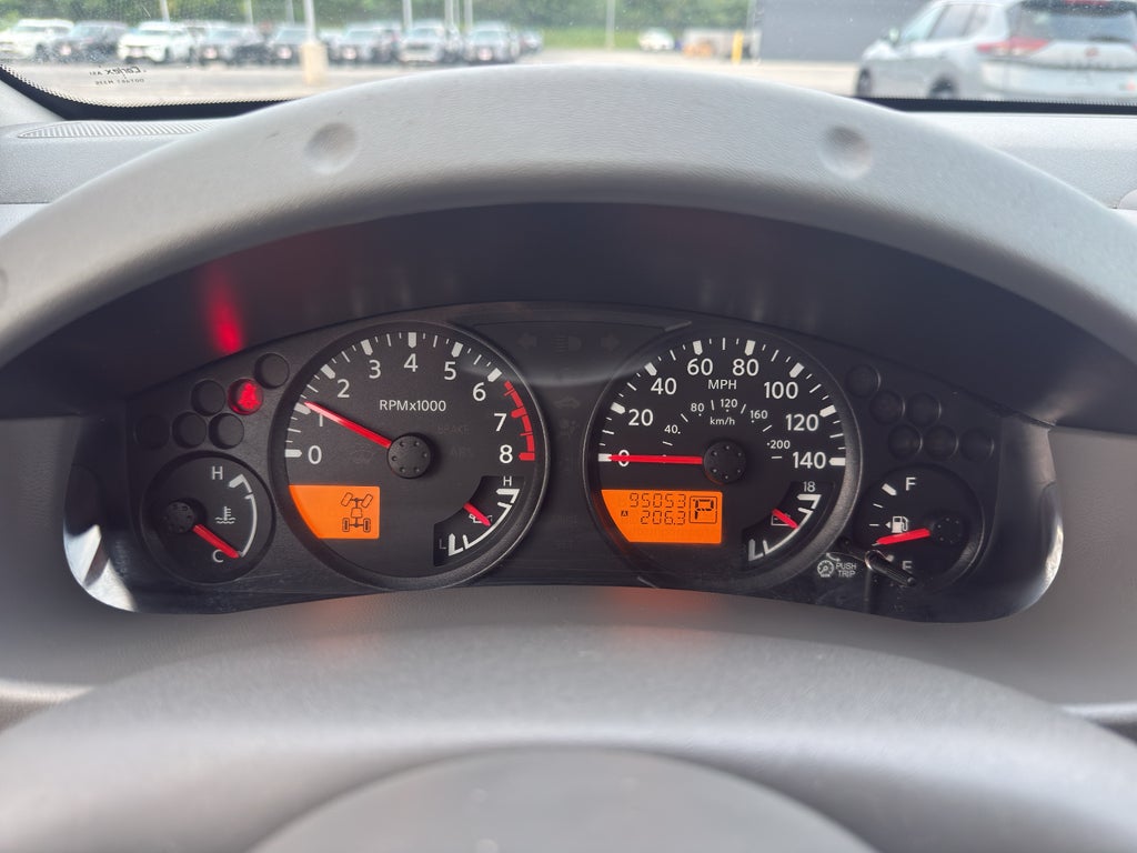 2015 Nissan Frontier 4WD Crew Cab LWB Auto SV
