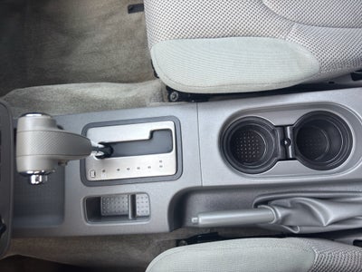 2015 Nissan Frontier 4WD Crew Cab LWB Auto SV