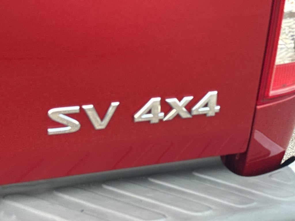 2015 Nissan Frontier 4WD Crew Cab LWB Auto SV