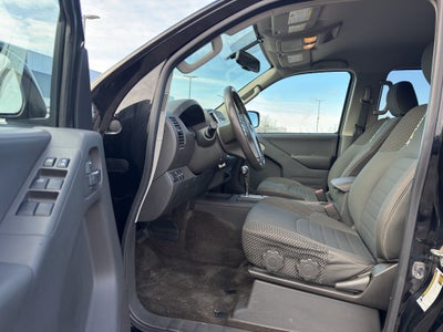 2017 Nissan Frontier Crew Cab 4x4 PRO-4X Auto