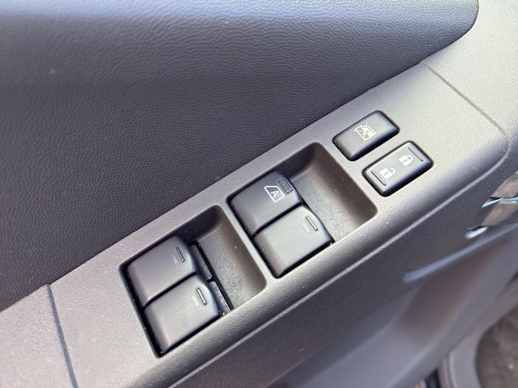 2017 Nissan Frontier Crew Cab 4x4 PRO-4X Auto