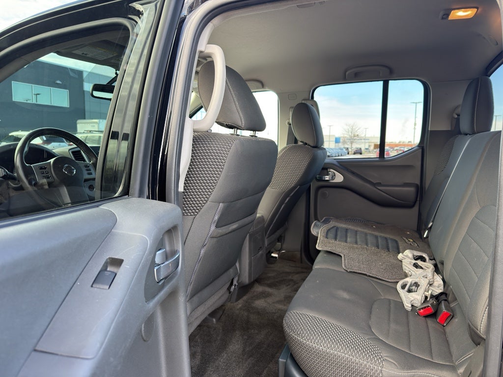 2017 Nissan Frontier Crew Cab 4x4 PRO-4X Auto