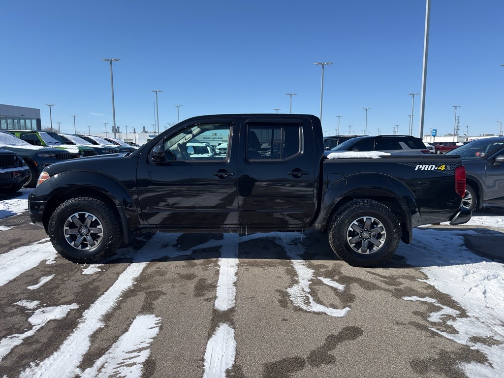 2017 Nissan Frontier Crew Cab 4x4 PRO-4X Auto
