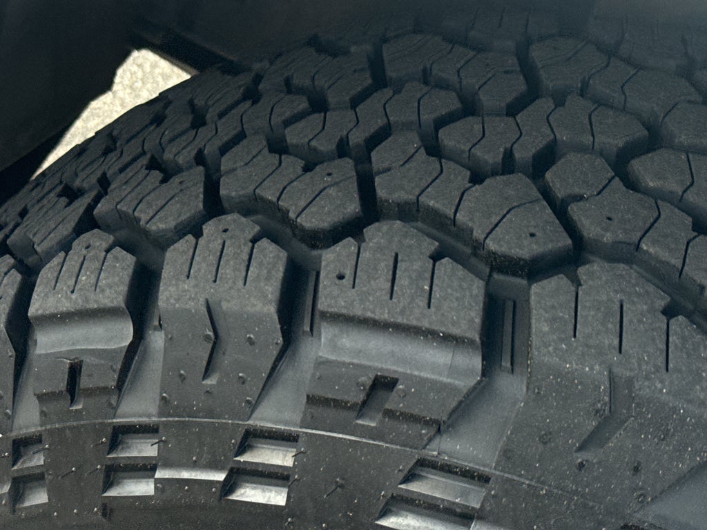 2024 Nissan Frontier King Cab 4x4 SV