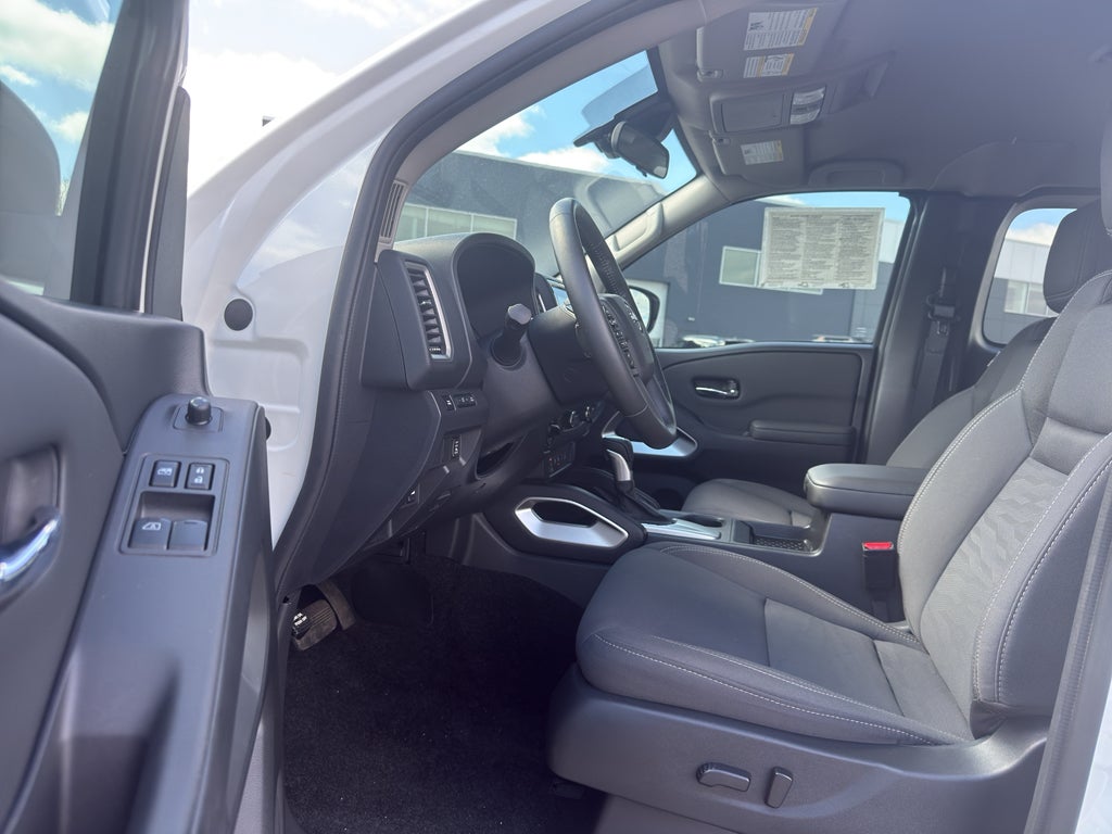 2024 Nissan Frontier King Cab 4x4 SV