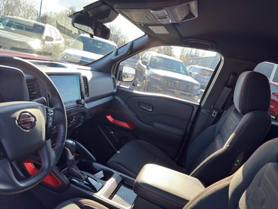 2022 Nissan Frontier Crew Cab 4x4 PRO-4X Auto