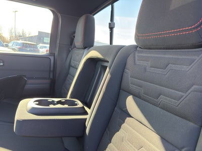 2022 Nissan Frontier Crew Cab 4x4 PRO-4X Auto