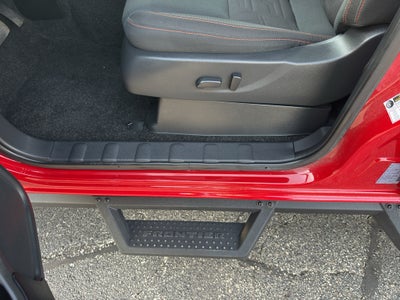 2024 Nissan Frontier Crew Cab 4x4 PRO-4X