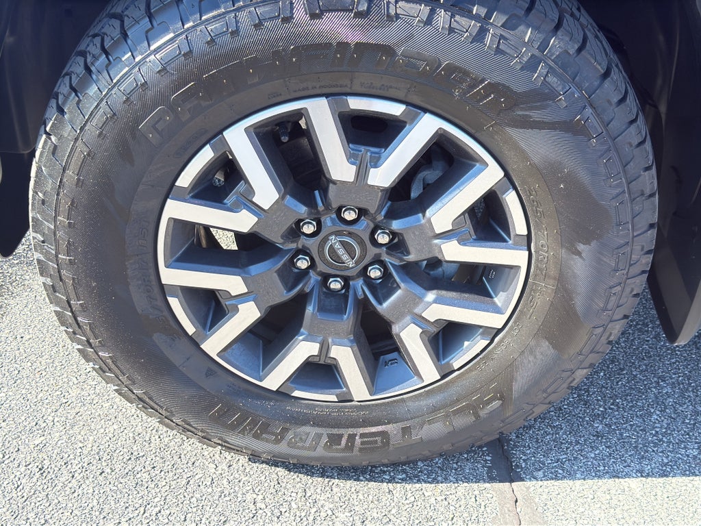 2024 Nissan Frontier Crew Cab 4x4 SL