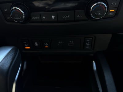 2024 Nissan Frontier Crew Cab 4x4 SL