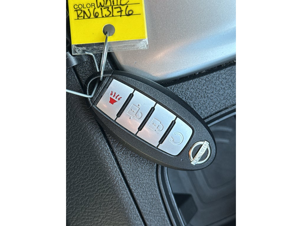 2024 Nissan Frontier Crew Cab 4x4 SL