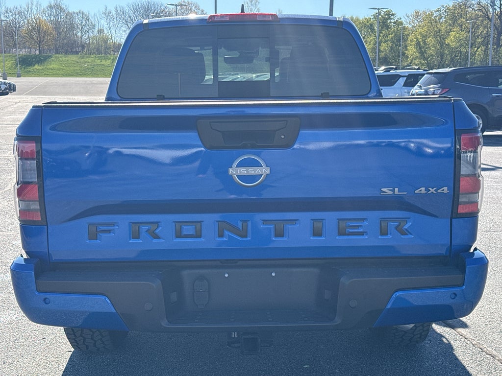 2024 Nissan Frontier Crew Cab 4x4 SL