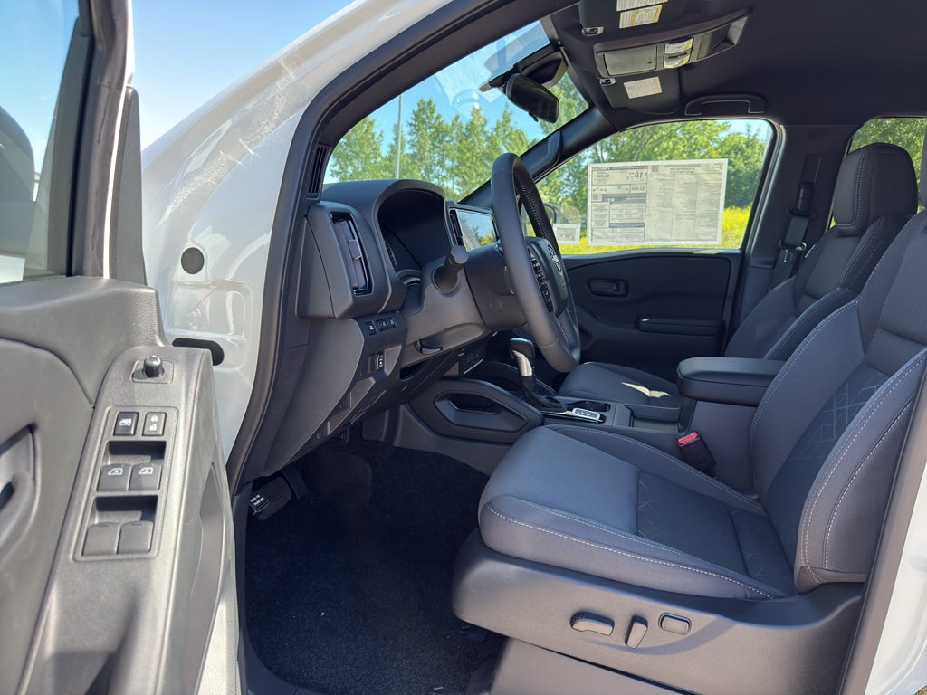 2026 Nissan Frontier Crew Cab 4x4 SV
