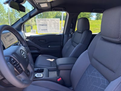 2026 Nissan Frontier Crew Cab 4x4 SV