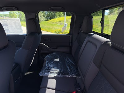 2026 Nissan Frontier Crew Cab 4x4 SV
