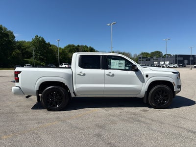 2026 Nissan Frontier Crew Cab 4x4 SV