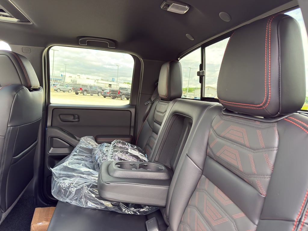 2026 Nissan Frontier Crew Cab 4x4 PRO-4X