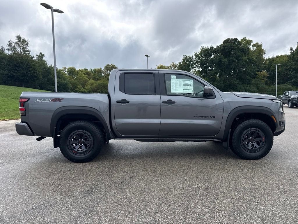 2027 Nissan Frontier Crew Cab 4x4 PRO-4X