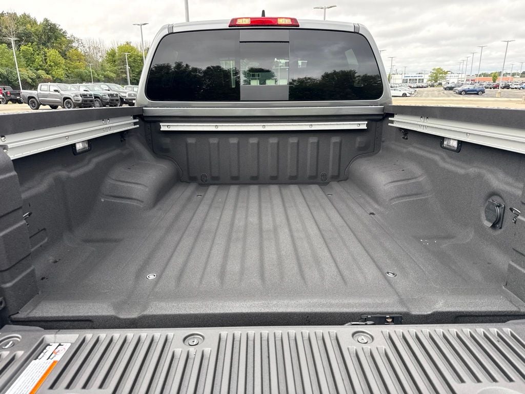 2027 Nissan Frontier Crew Cab 4x4 PRO-4X